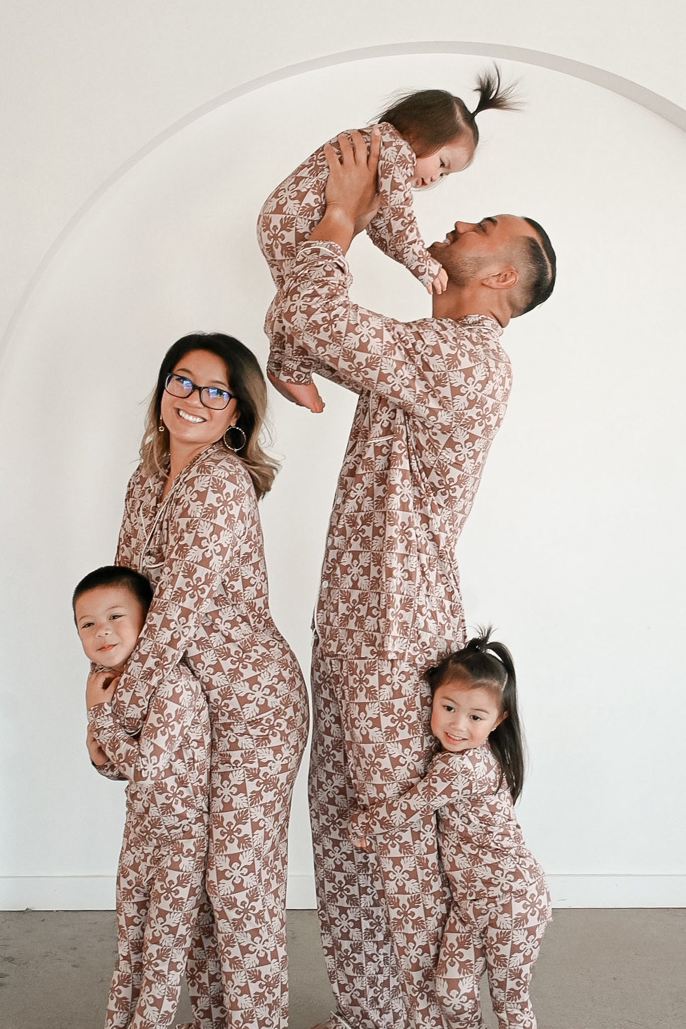 (PREORDER) Women's Ulu Keni Pajama Set